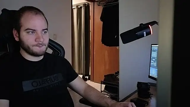 Snapshot of Paul00474 chatting on 11.06.25 Paul00474 online show from 11.06.25