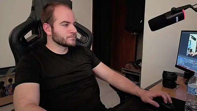 Snapshot of Paul00474 chatting on 11.07.25 Paul00474 online show from 11.07.25