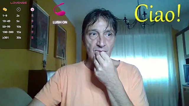 Snapshot of lattediyak chatting on 09.19.25 lattediyak online show from 09.19.25