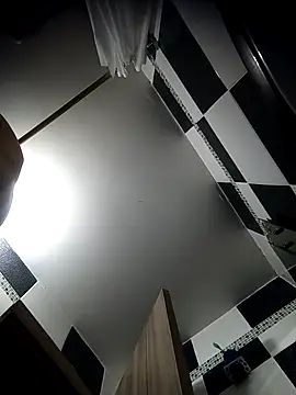 Snapshot of DebutingPathway chatting on 09.10.25 DebutingPathway online show from 09.10.25