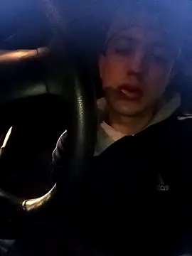 Snapshot of DebutingPathway chatting on 09.18.25 DebutingPathway online show from 09.18.25