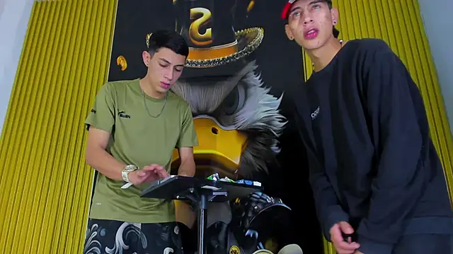 Dante Brown1  online show from 10.23.25