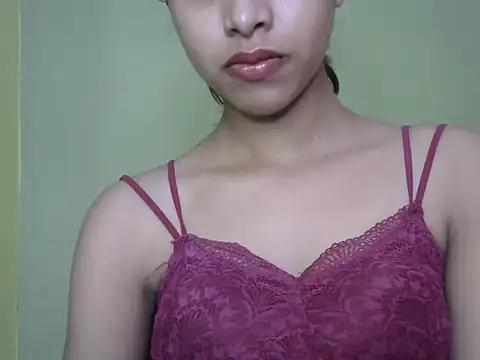 Snapshot of Ritu9 chatting on 10.05.25 Ritu9 online show from 10.05.25