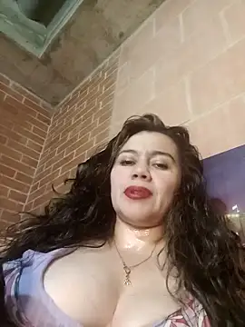 Snapshot of sexy-latina1 chatting on 09.11.25 sexy-latina1 online show from 09.11.25