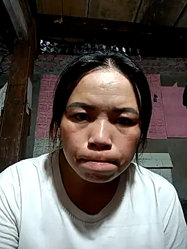 Snapshot of KumChyn chatting on 09.16.25 KumChyn online show from 09.16.25