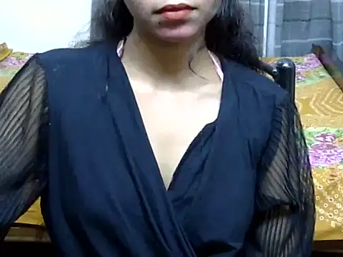 Snapshot of AlisaPari2007 chatting on 09.11.25 AlisaPari2007 online show from 09.11.25