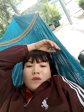 Snapshot of Thao_xx chatting on 09.24.25 Thao xx online show from 09.24.25