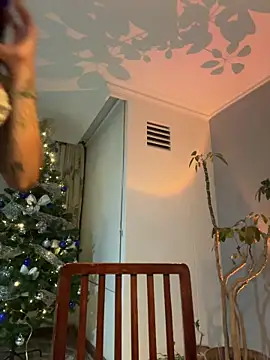 GiorgiaLuxee online show from 11.29.25