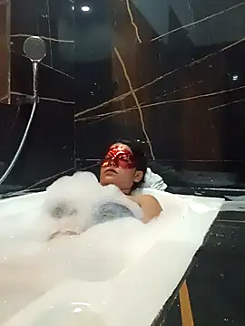 Snapshot of Seductive_Rani chatting on 10.11.25 Seductive Rani online show from 10.11.25