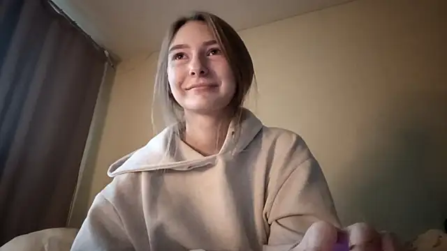 Nymera flare online show from 12.01.25