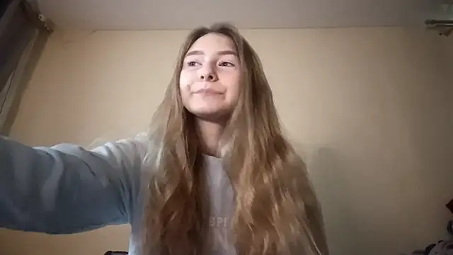 Nymera flare online show from 12.05.25