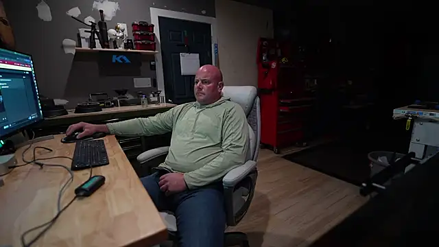 Snapshot of Soundfreak chatting on 10.13.25 Soundfreak online show from 10.13.25