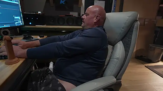 Snapshot of Soundfreak chatting on 11.02.25 Soundfreak online show from 11.02.25