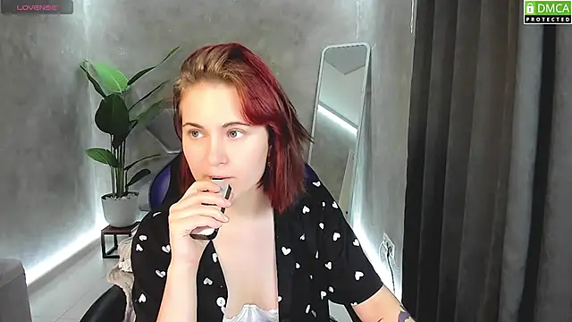 Roxy foxi online show from 09.25.25