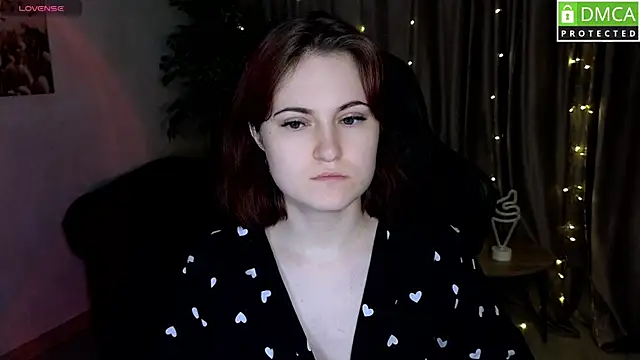 Roxy foxi online show from 10.19.25