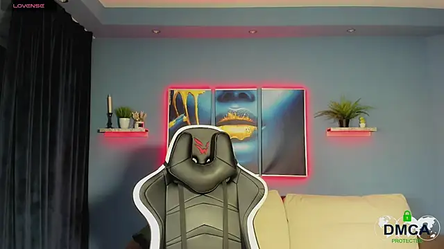 Roxy foxi online show from 11.14.25