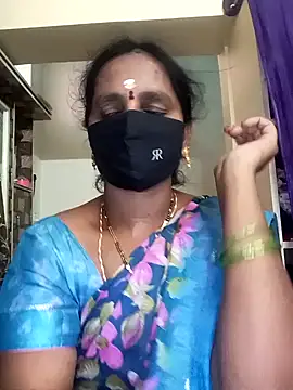 Snapshot of Mee_harini-telugupilla chatting on 10.27.25 Mee harini-telugupilla online show from 10.27.25