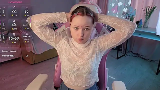 Snapshot of Sweetie_Hope chatting on 09.26.25 Sweetie Hope online show from 09.26.25