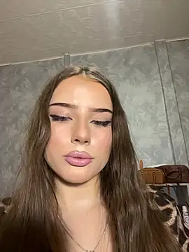 Snapshot of Immy_Megan chatting on 10.15.25 Immy Megan online show from 10.15.25