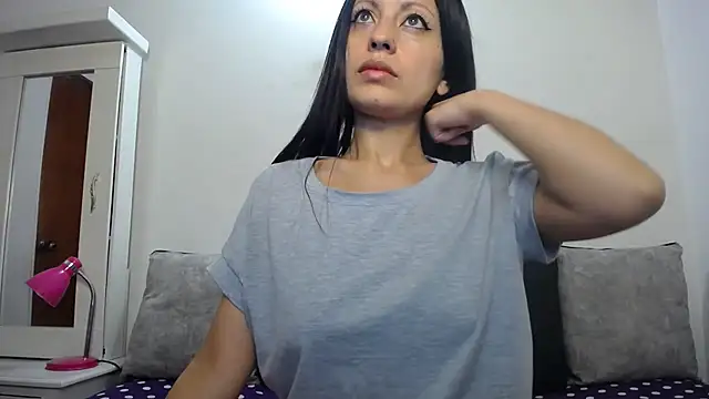 Taylormegan online show from 10.24.25