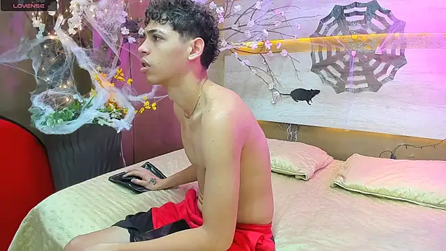 Mycandyfor You online show from 10.24.25