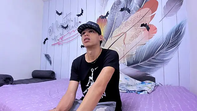 Mycandyfor You online show from 11.16.25