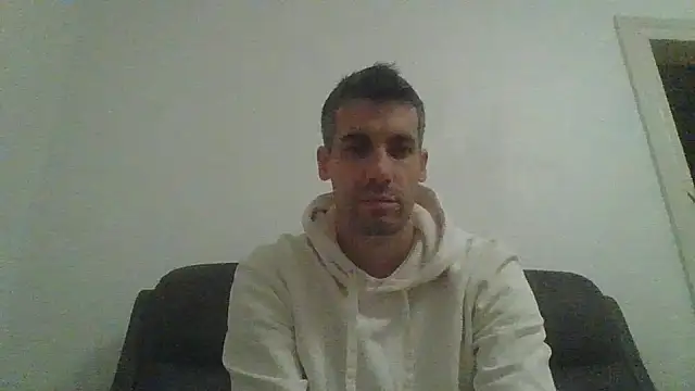 Snapshot of JulioIsHere4you chatting on 10.16.25 JulioIsHere4you online show from 10.16.25