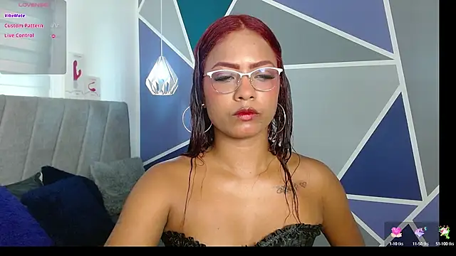 Chloe Brown3 online show from 10.11.25