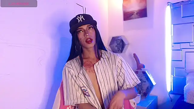 Trinity Knox online show from 10.24.25