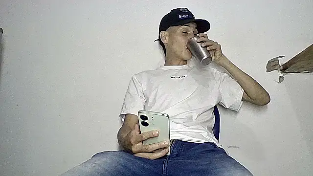 sam hottt online show from 10.03.25