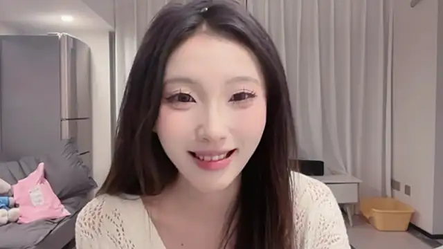 Snapshot of ZhaoZhao-ZM chatting on 09.30.25 ZhaoZhao-ZM online show from 09.30.25