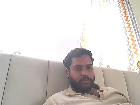 Snapshot of BNDCJMW chatting on 10.04.25 BNDCJMW online show from 10.04.25