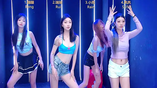 queen-001 online show from 10.23.25