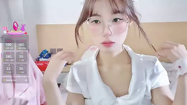 Snapshot of yuanbao_a chatting on 09.23.25 yuanbao a online show from 09.23.25