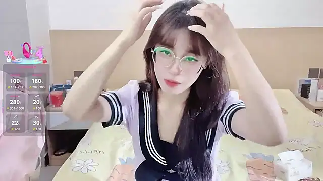 Snapshot of yuanbao_a chatting on 09.30.25 yuanbao a online show from 09.30.25