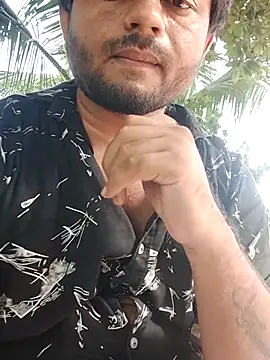 Snapshot of urhotboymeet chatting on 09.15.25 urhotboymeet online show from 09.15.25