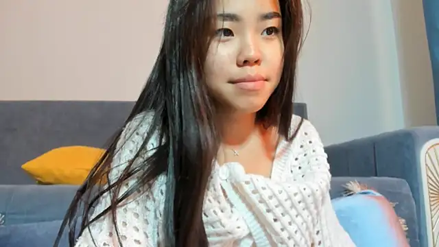 Snapshot of Ayumi_rin chatting on 10.15.25 Ayumi rin online show from 10.15.25