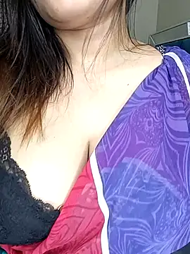 Snapshot of your---couple chatting on 09.21.25 your---couple online show from 09.21.25