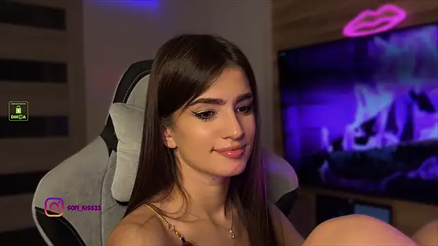 Snapshot of SofI-Play chatting on 09.25.25 SofI-Play online show from 09.25.25