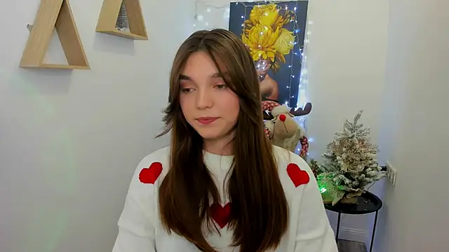 DivineAmour online show from 12.05.25