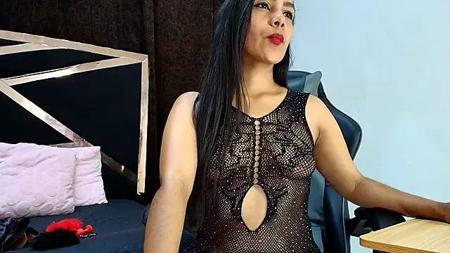 Snapshot of luna_brown7 chatting on 10.12.25 luna brown7 online show from 10.12.25