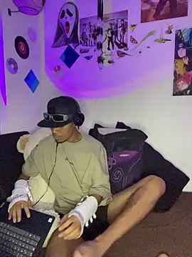 Snapshot of Teito69 chatting on 11.13.25 Teito69 online show from 11.13.25