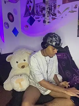 Snapshot of Teito69 chatting on 11.16.25 Teito69 online show from 11.16.25