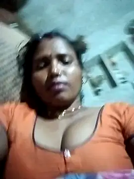 Snapshot of Cm_pooja chatting on 10.16.25 Cm pooja online show from 10.16.25