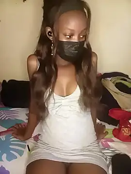 Snapshot of 079145 chatting on 10.28.25 079145 online show from 10.28.25