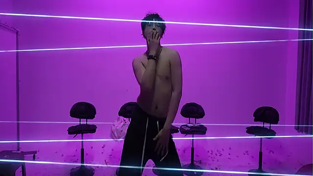 JL-sweetbaby1 online show from 10.28.25