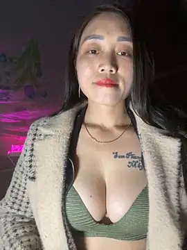 chipp-bong online show from 11.29.25