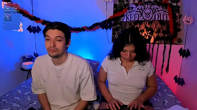 Snapshot of kylietimothee chatting on 10.20.25 kylietimothee online show from 10.20.25