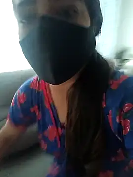 Snapshot of hottie_jenny9 chatting on 10.03.25 hottie jenny9 online show from 10.03.25