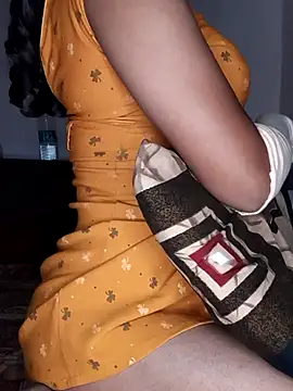 Snapshot of pranjal00000 chatting on 11.15.25 pranjal00000 online show from 11.15.25